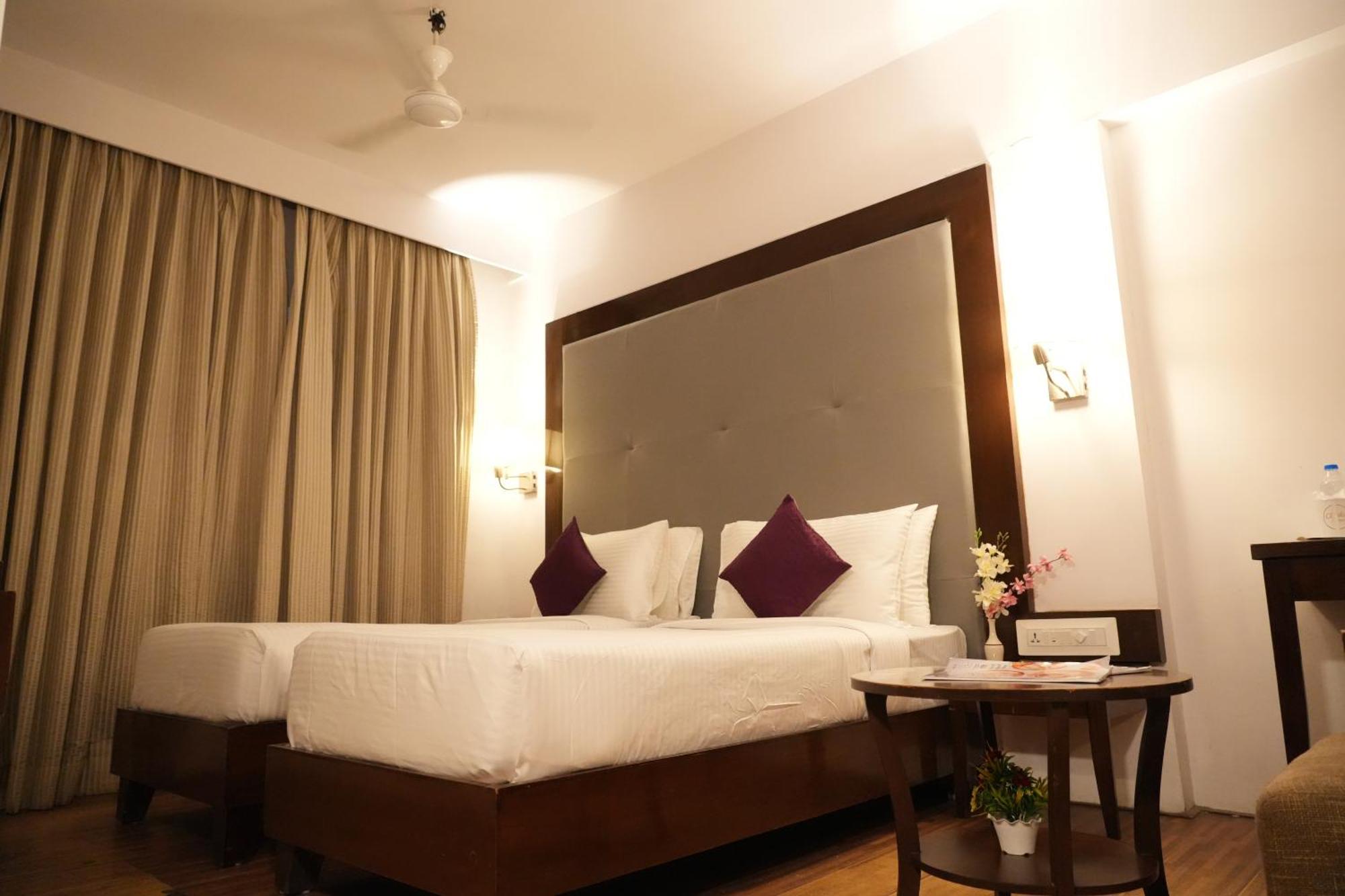 Hotel Clarks Collection Bhávnagar Kültér fotó